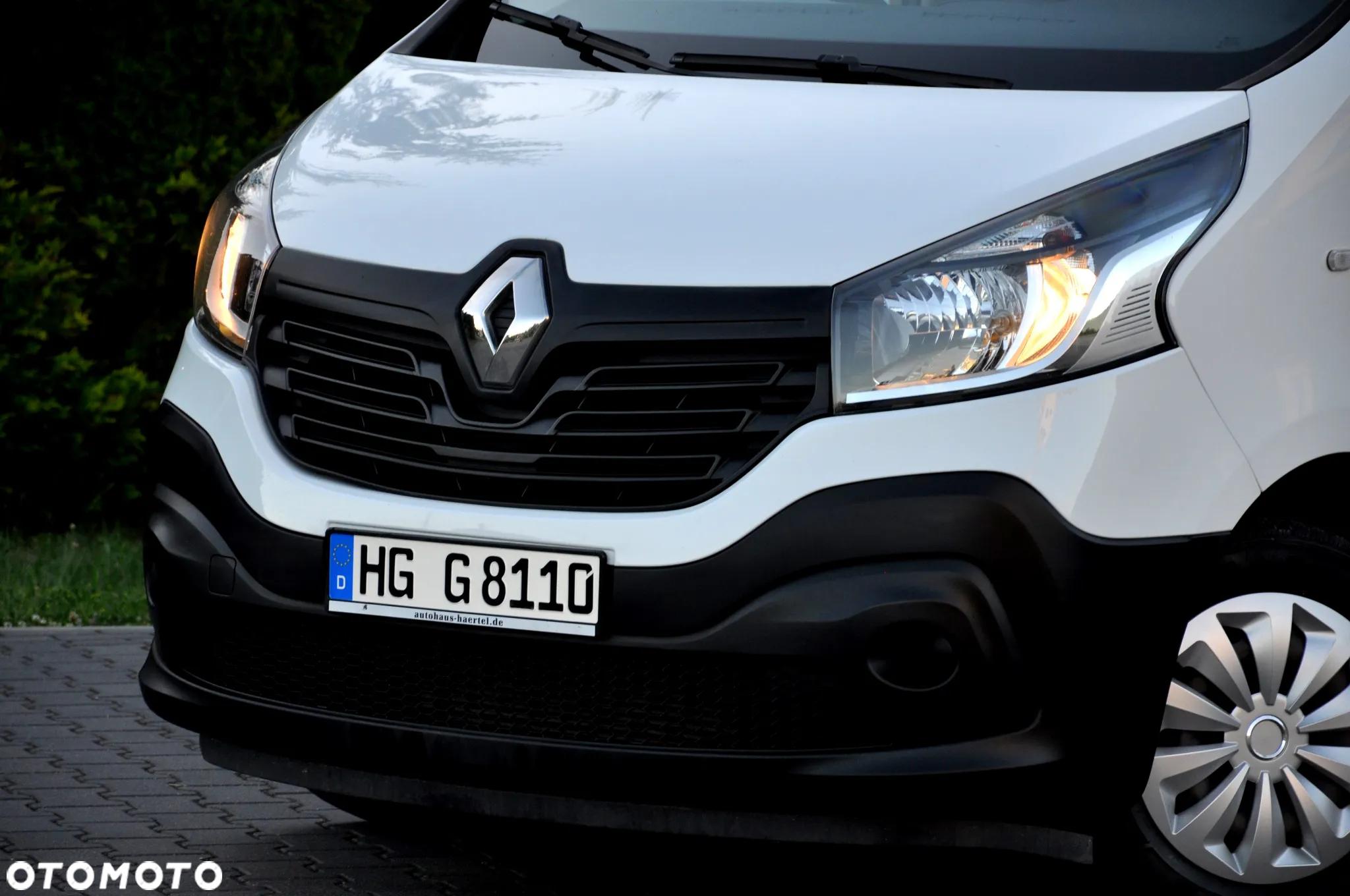 Renault Trafic Long - 12