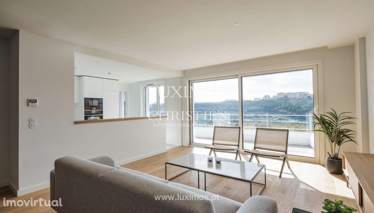 5.º Porto | Cobertura com piscina privativa e vistas rio, Porto - Grande imagem: 5/25