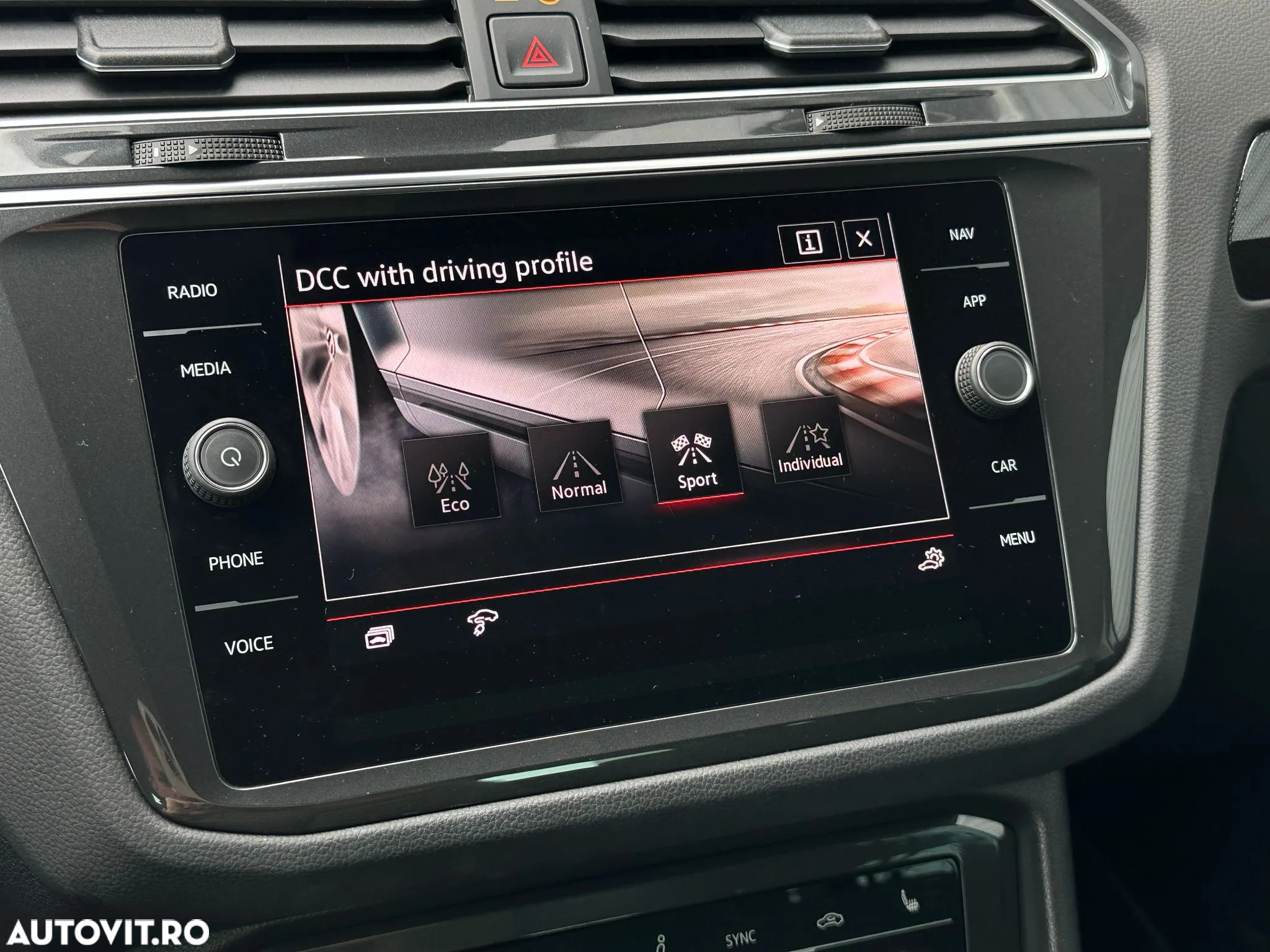 Volkswagen Tiguan 1.4 eHybrid OPF Elegance - 13