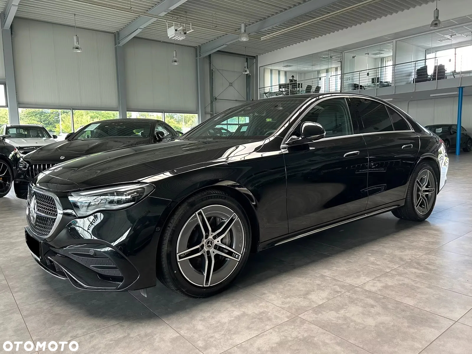 Mercedes-Benz Klasa E 220 d 4-Matic AMG - 18