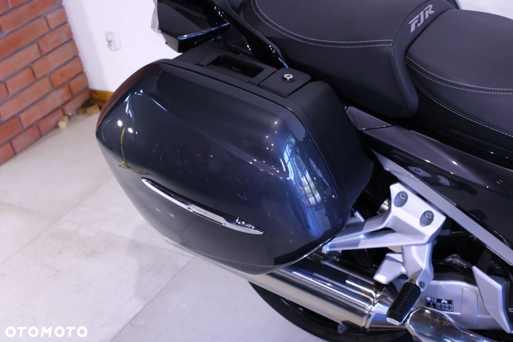 Yamaha FJR - 20