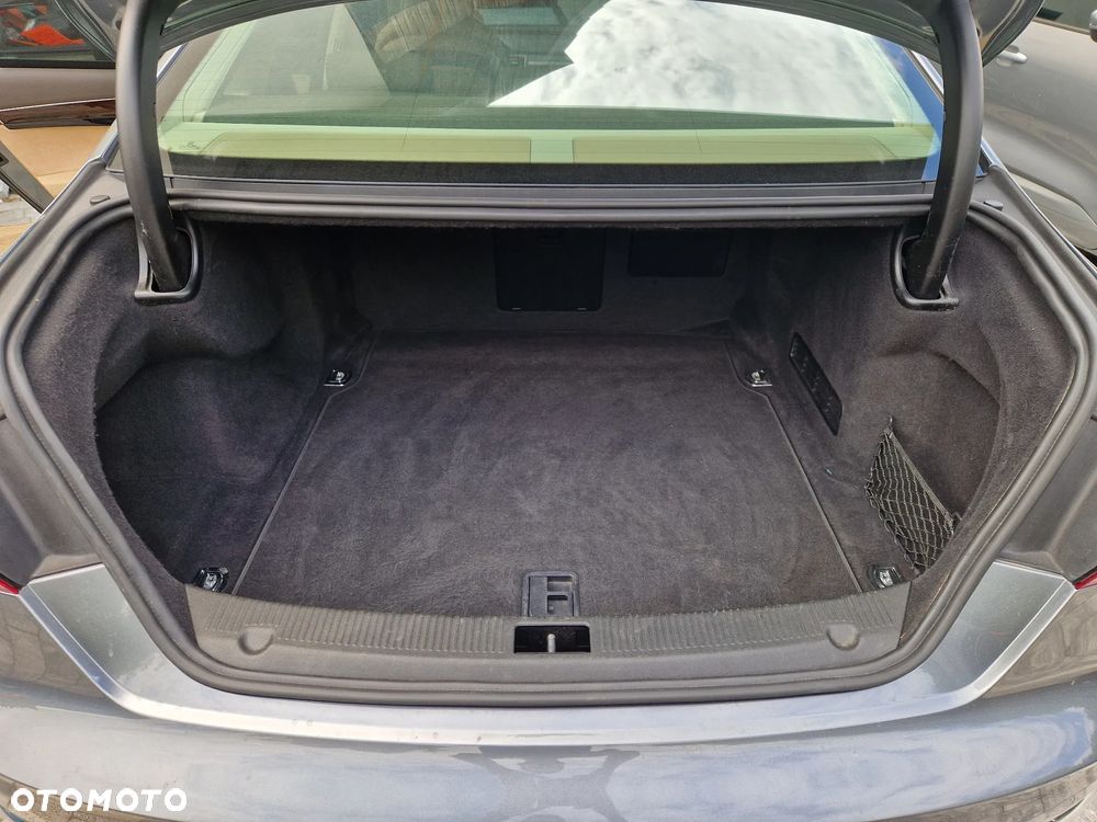 Audi A8 3.0 TDI Quattro - 12
