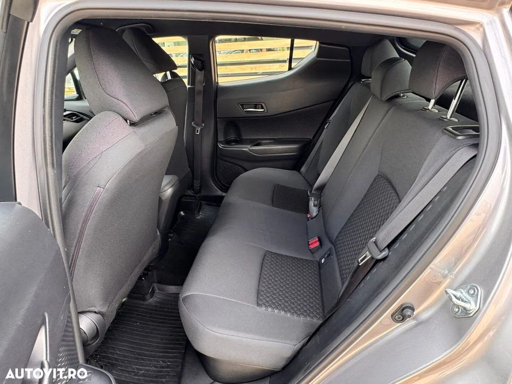 Toyota C-HR 1.8 HSD 122 CP 4x2 CVT Core - 15