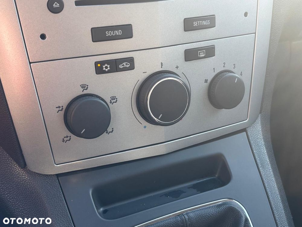 Opel Zafira 1.6 Active - 30