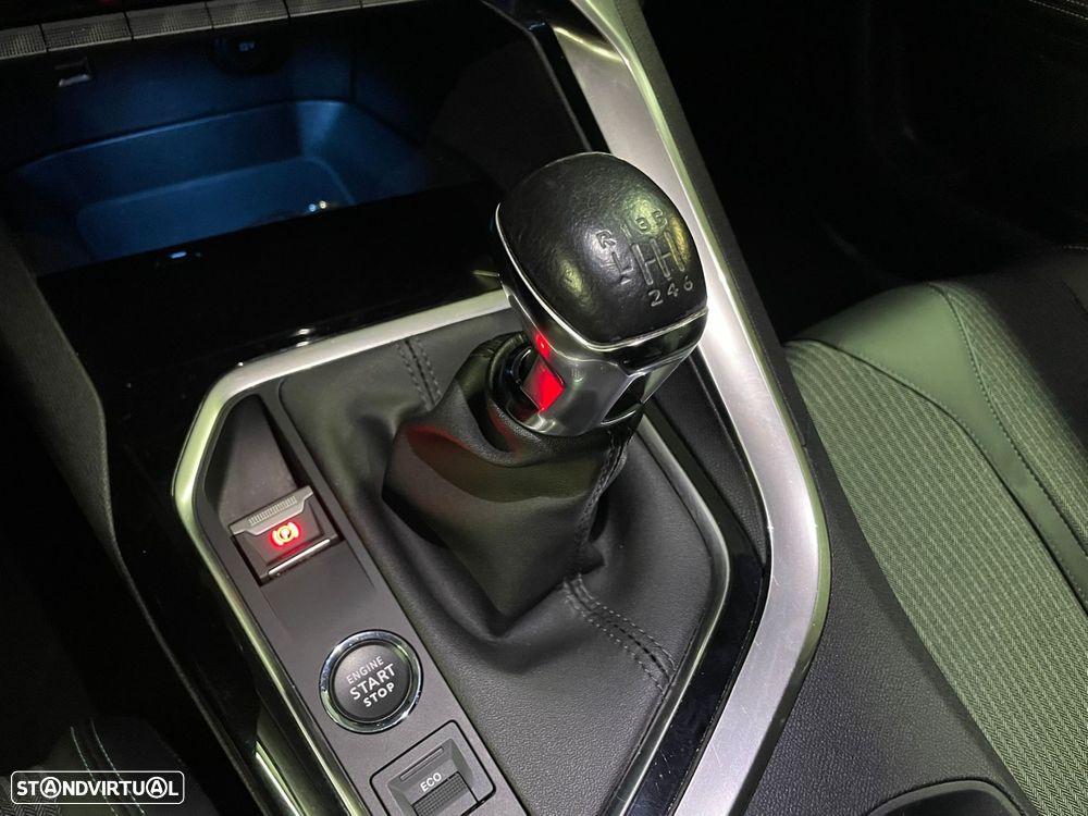 Peugeot 5008 1.2 PureTech Allure Pack - 37