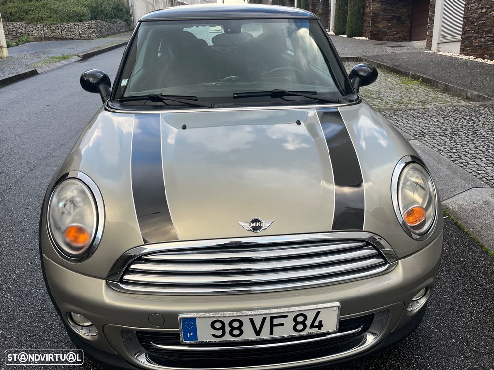 MINI 3 Portas Cooper D - 4