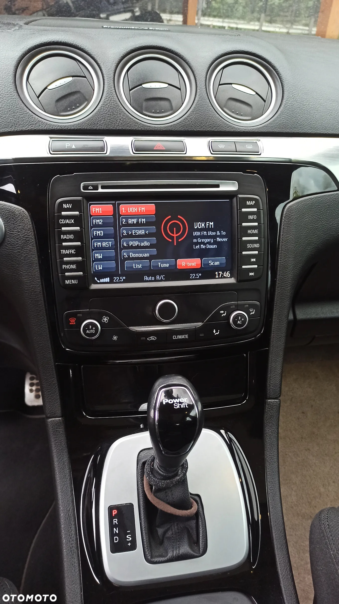 Ford S-Max - 14