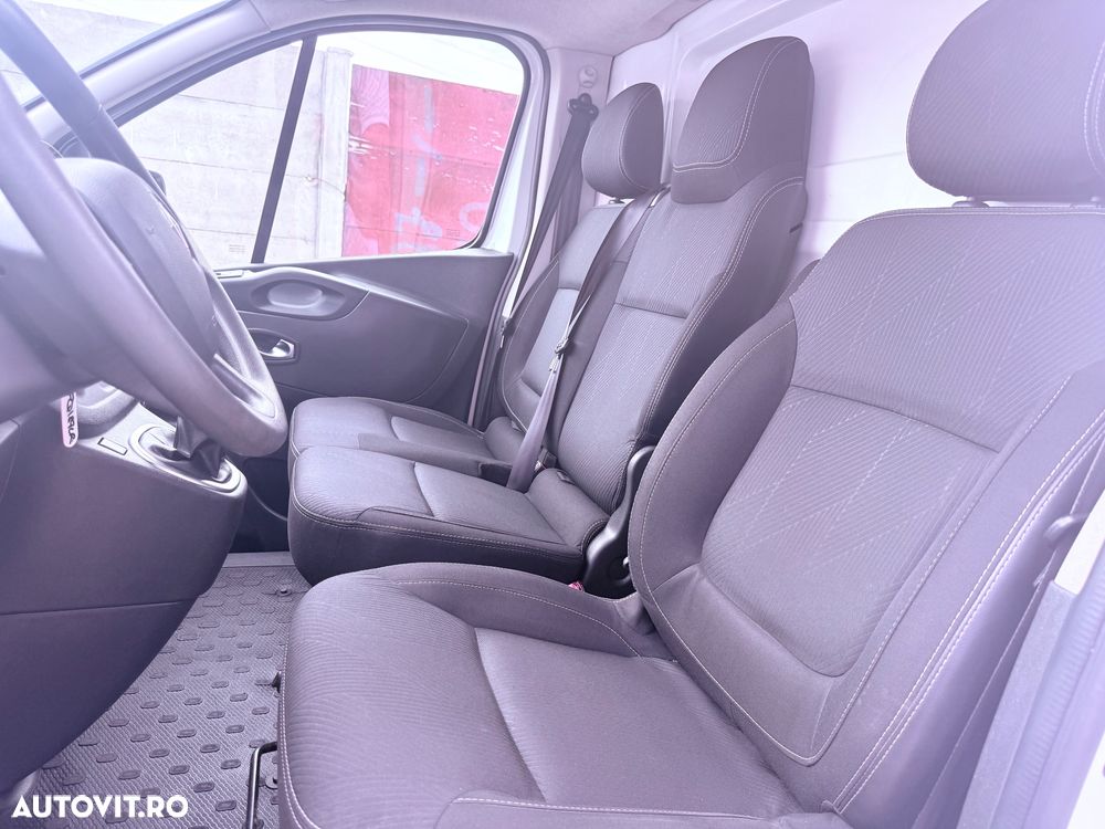 Renault Trafic - 27