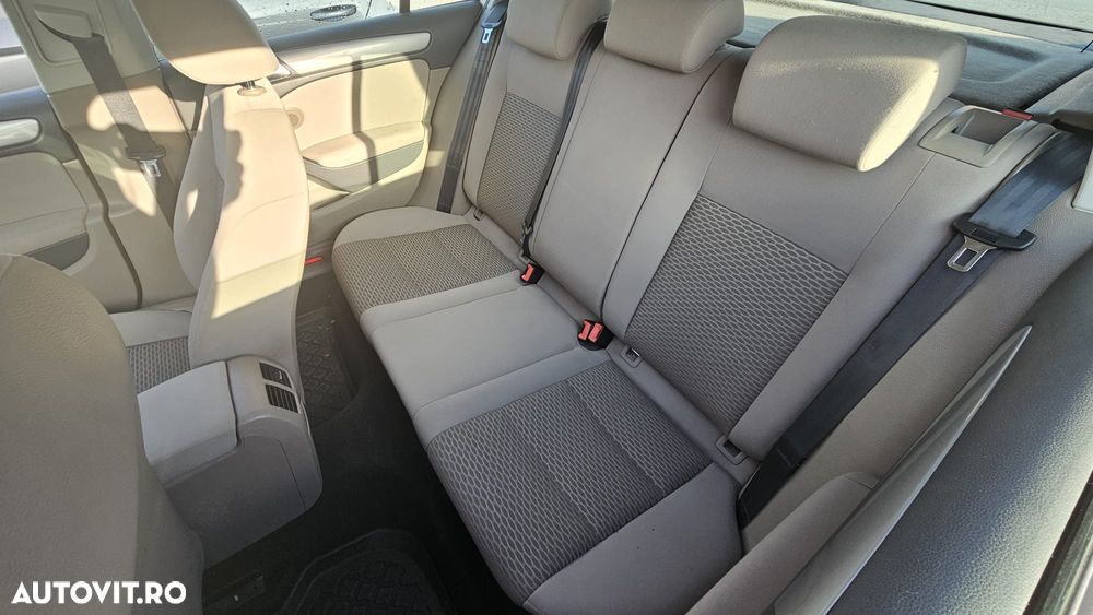 Volkswagen Golf 1.2 TSI Comfortline - 8