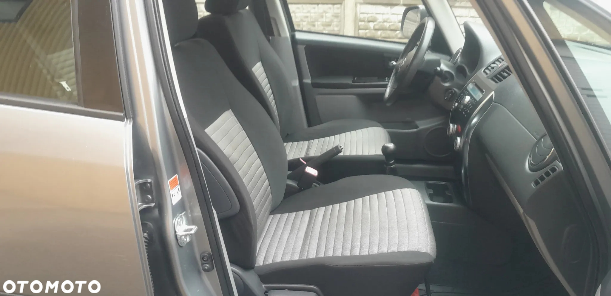 Suzuki SX4 1.6 Comfort Plus 4WD - 19