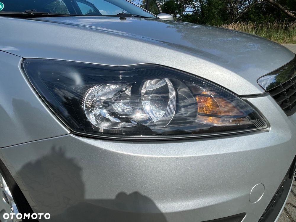 Ford Focus 1.6 Ti-VCT Silver Magic - 32