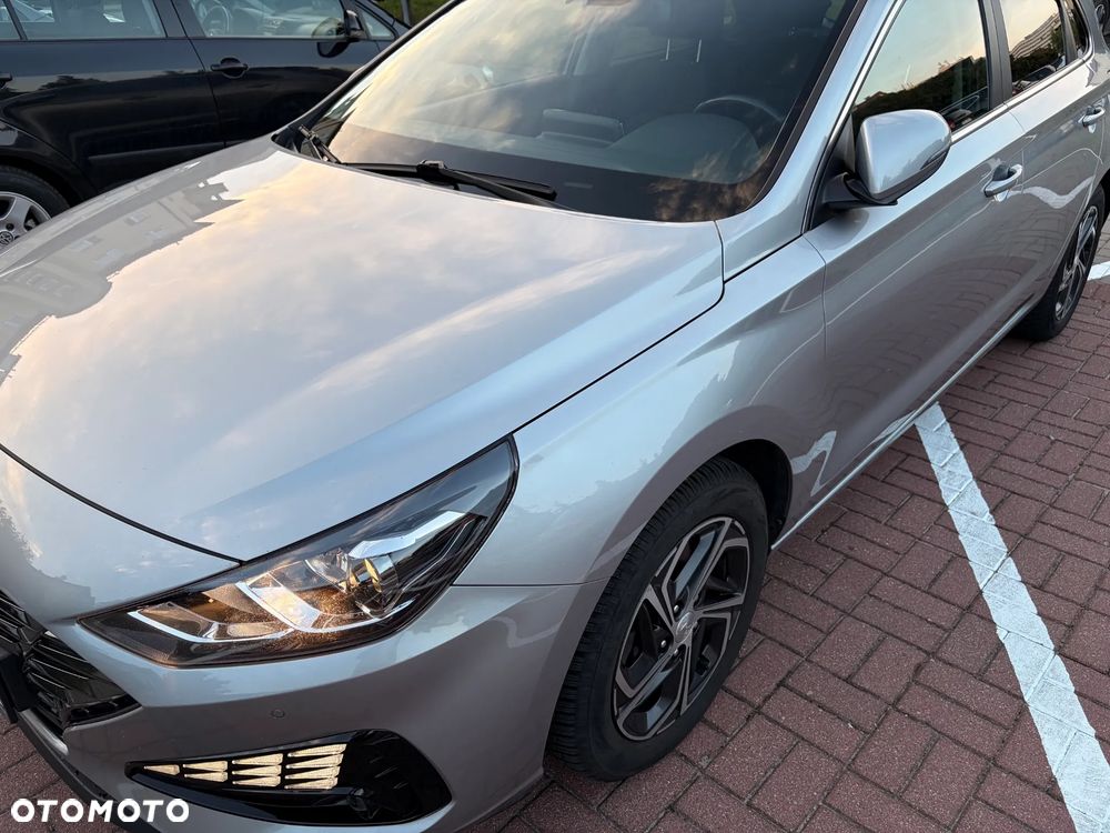 Hyundai i30 1.5 DPI Smart - 25