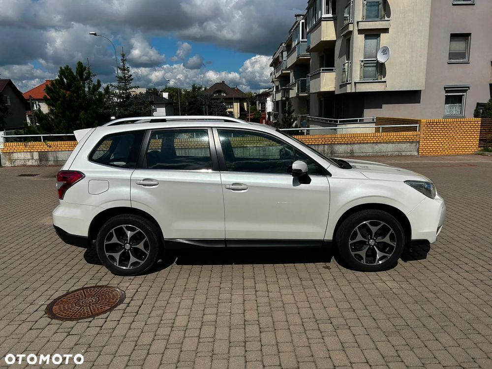 Subaru Forester 2.0XT Platinum Lineartronic - 7