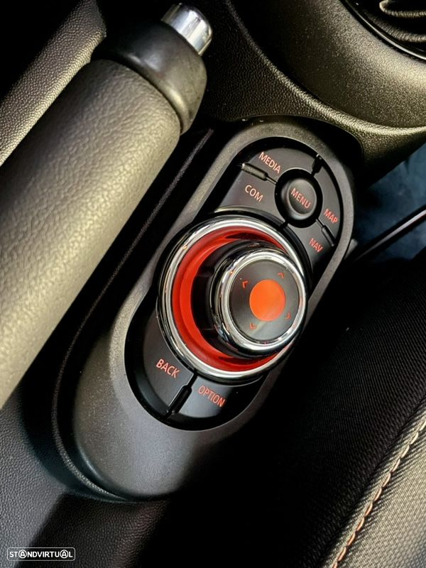 MINI 3 Portas One Sport Edition - 27
