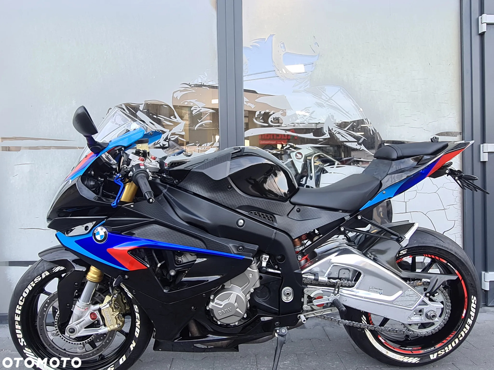 BMW S - 5