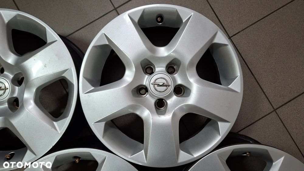 Felgi Strukturalne 16 Opel Astra H Vectra C Zafira B 5x110 ET 39 - 4