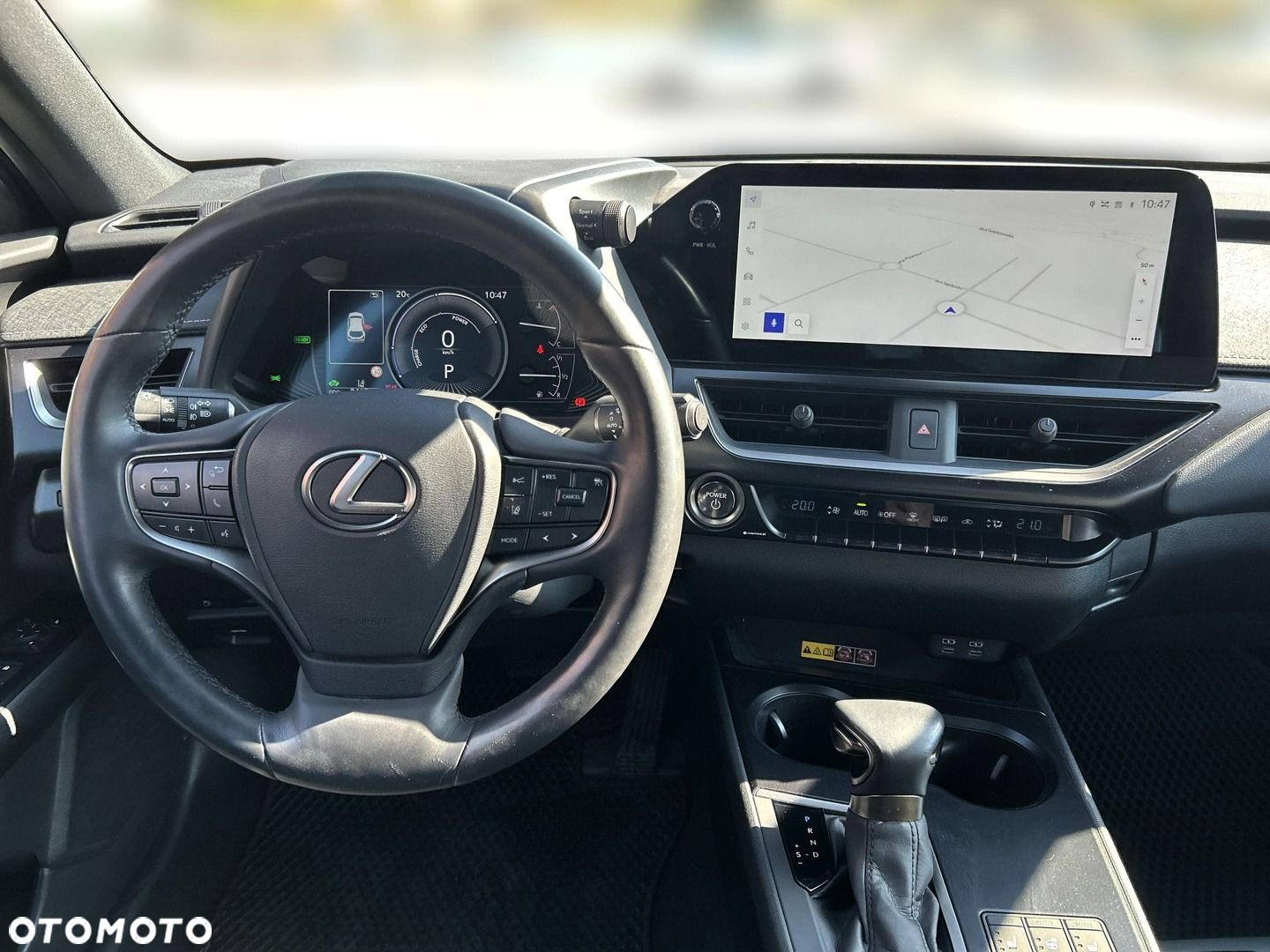 Lexus UX 250h GPF F Sport Design 2WD - 13