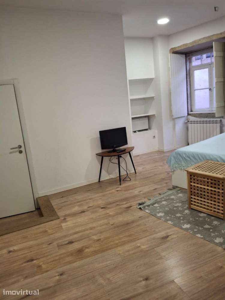 Estúdio - localizado em Montarroio Coimbra - Grande imagem: 4/15