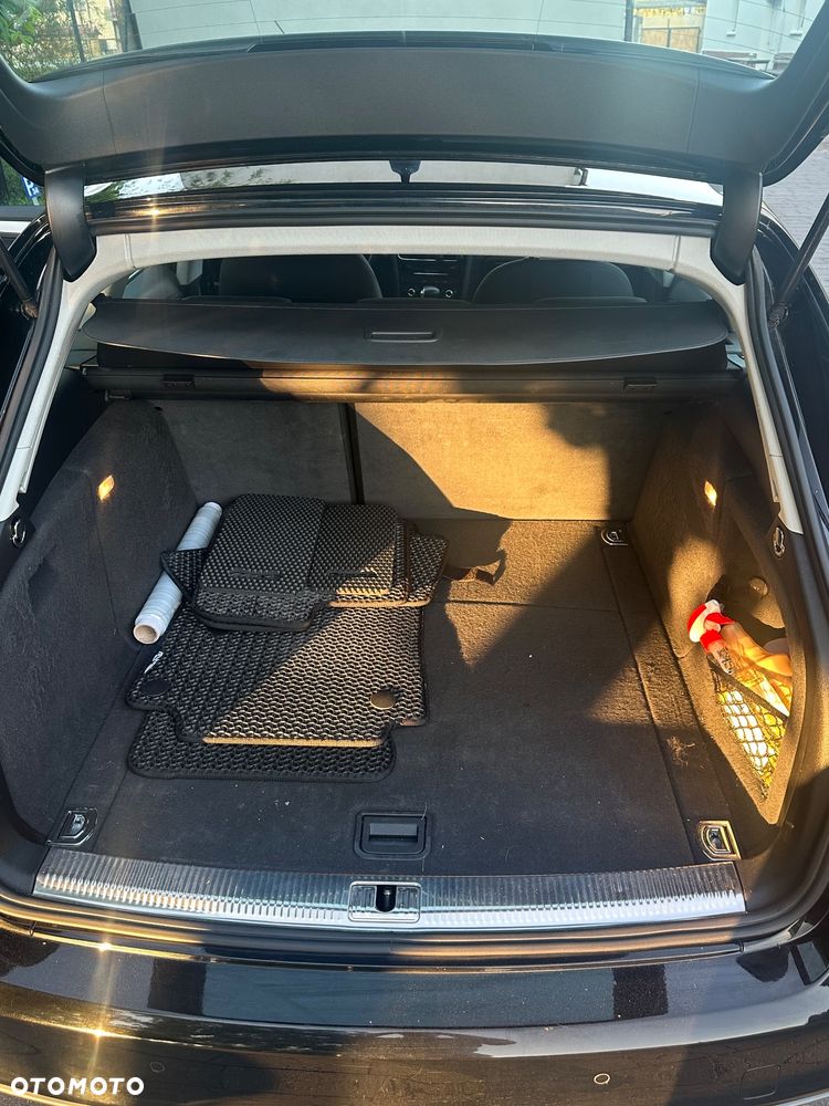 Audi A4 Avant 2.0 TDI S tronic - 9