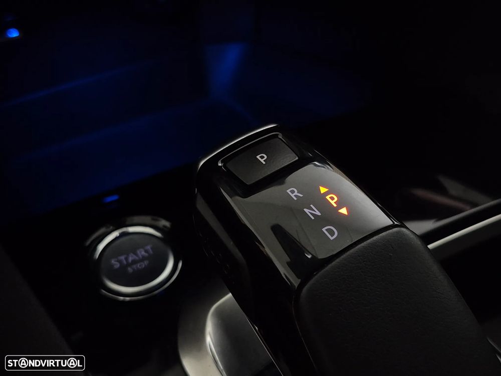 Peugeot 3008 1.6 BlueHDi GT Line EAT6 - 32