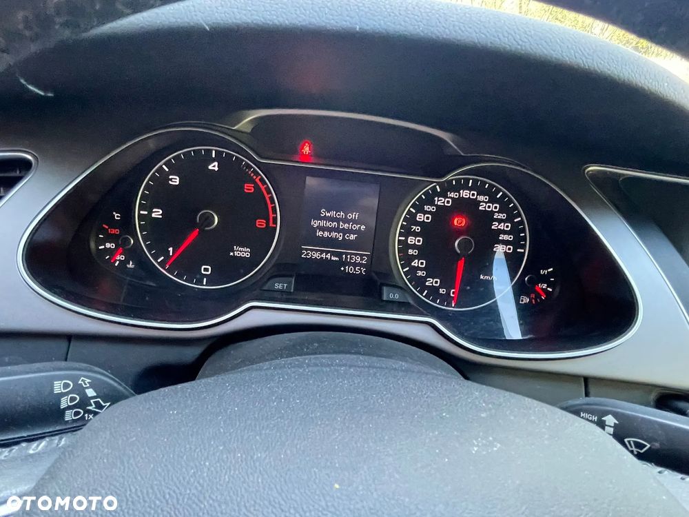 Audi A4 Avant 2.0 TDI Quattro - 12