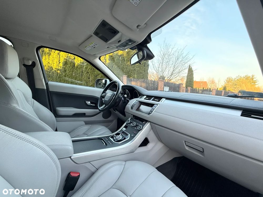 Land Rover Range Rover Evoque - 29