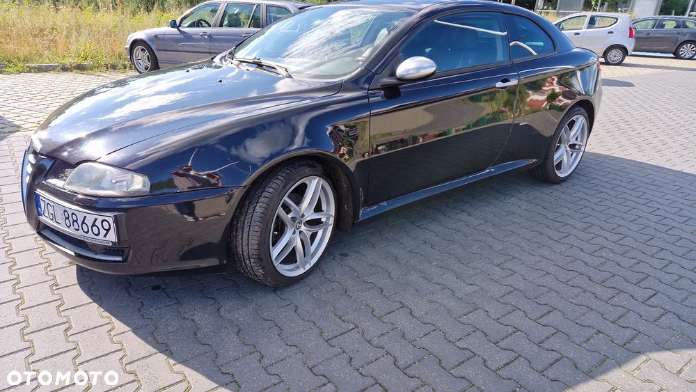 Alfa Romeo GT 1.9JTD 16V Black Line - 2