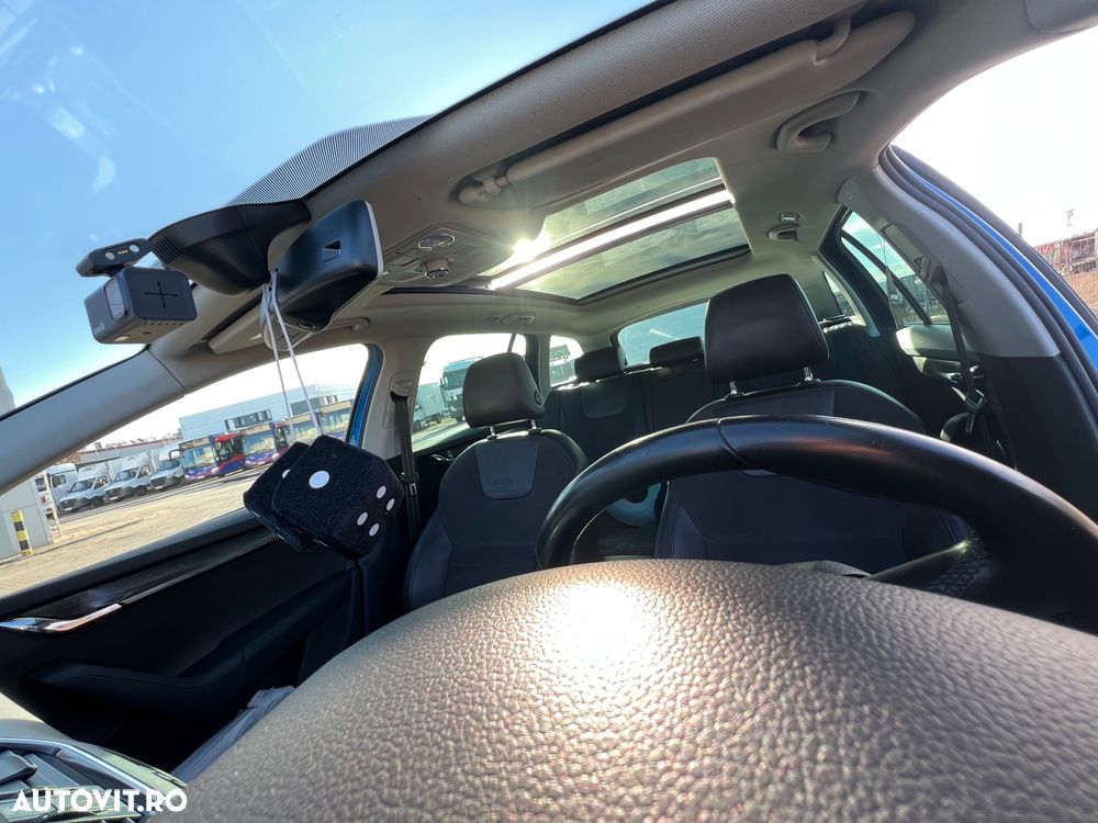 Skoda Octavia 2.0 TDI 4x4 DSG Scout - 14