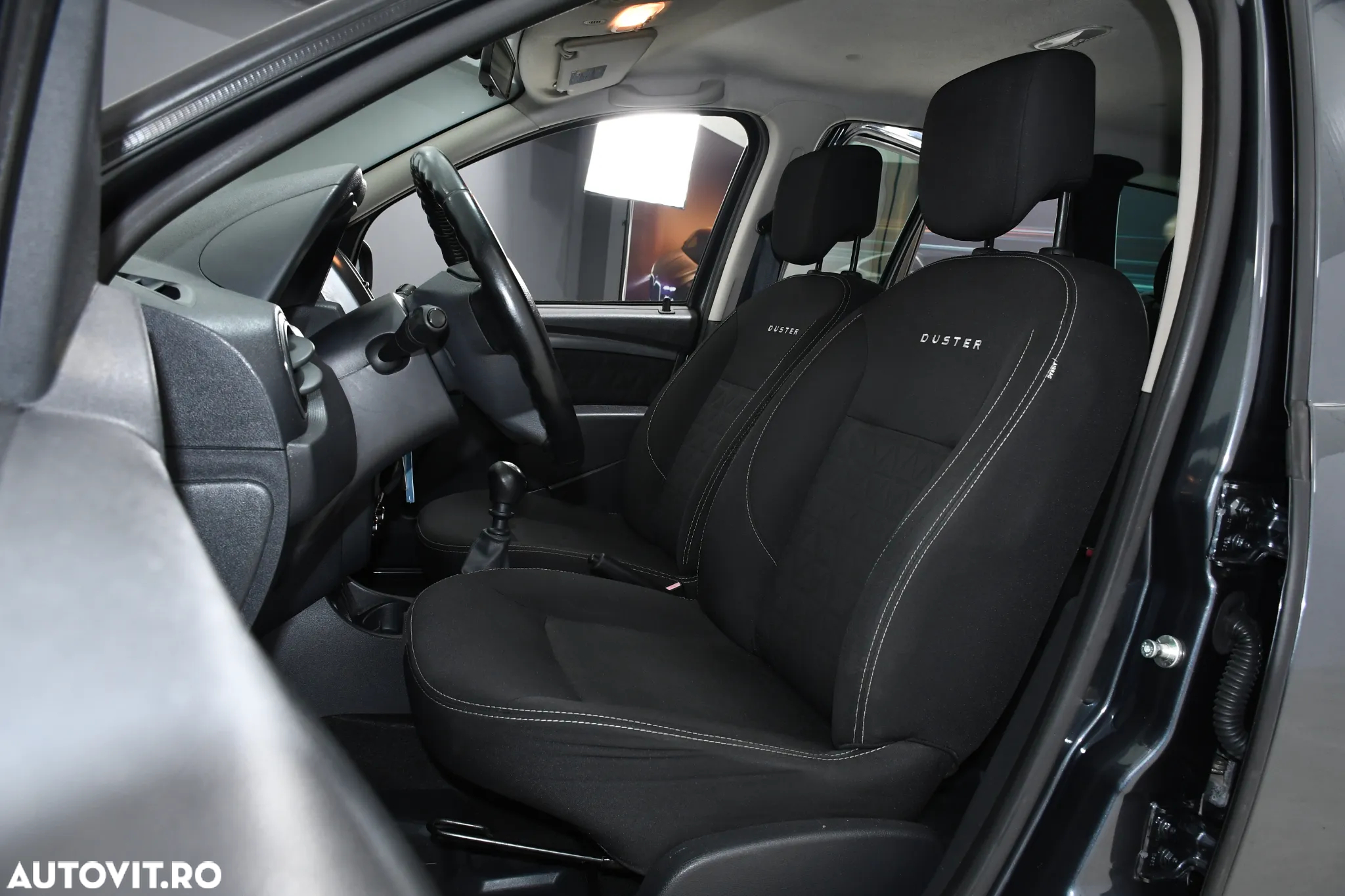 Dacia Duster 1.5 dCi 4x2 Laureate - 14