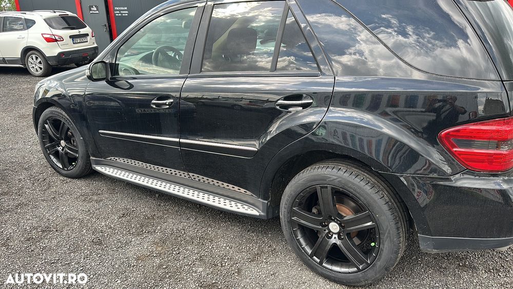 Mercedes-Benz ML 320 CDI Aut - 2