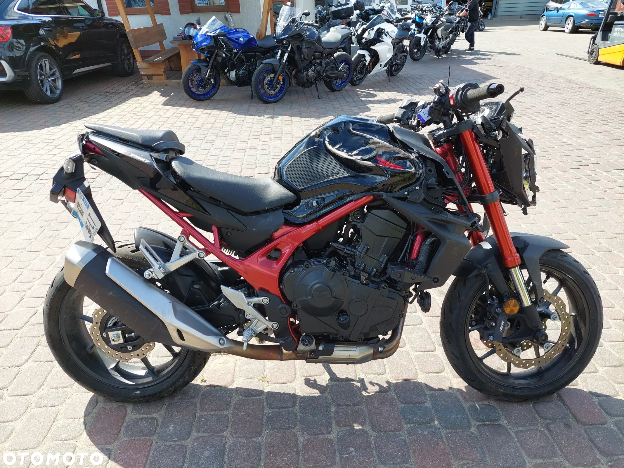 Honda Hornet - 8