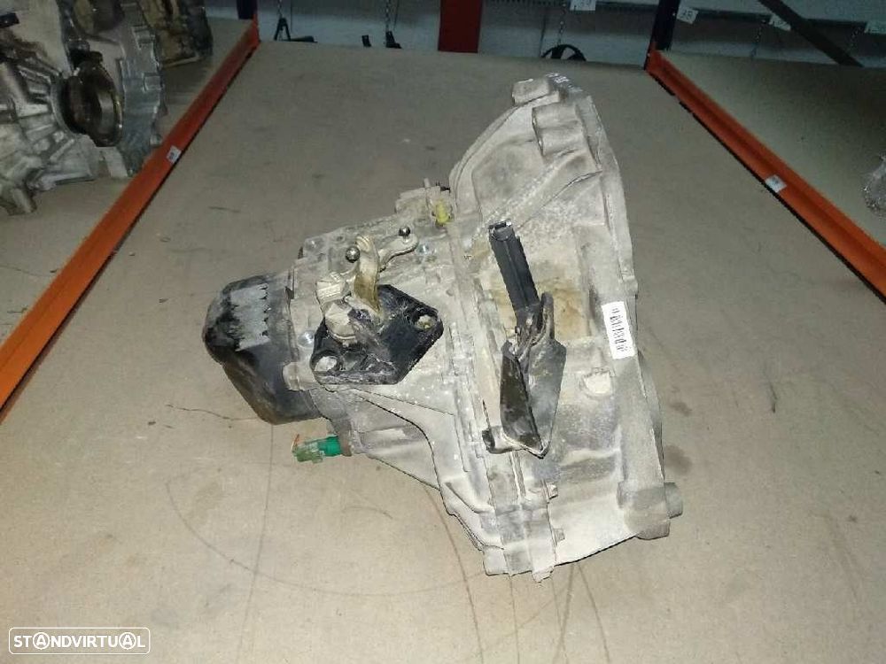 CAIXA VELOCIDADES NISSAN MICRA III 2004 - 4