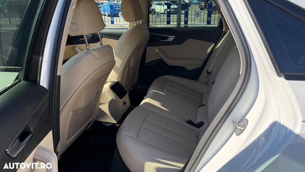Audi A4 35 TFSI S tronic MHEV S Line - 7