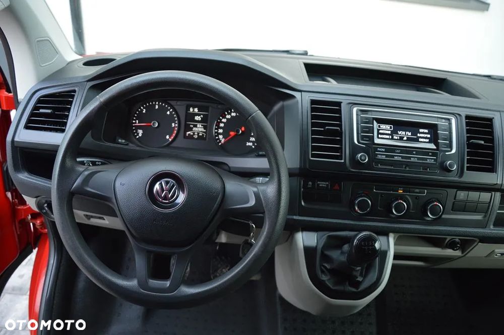 Volkswagen Transporter - 16