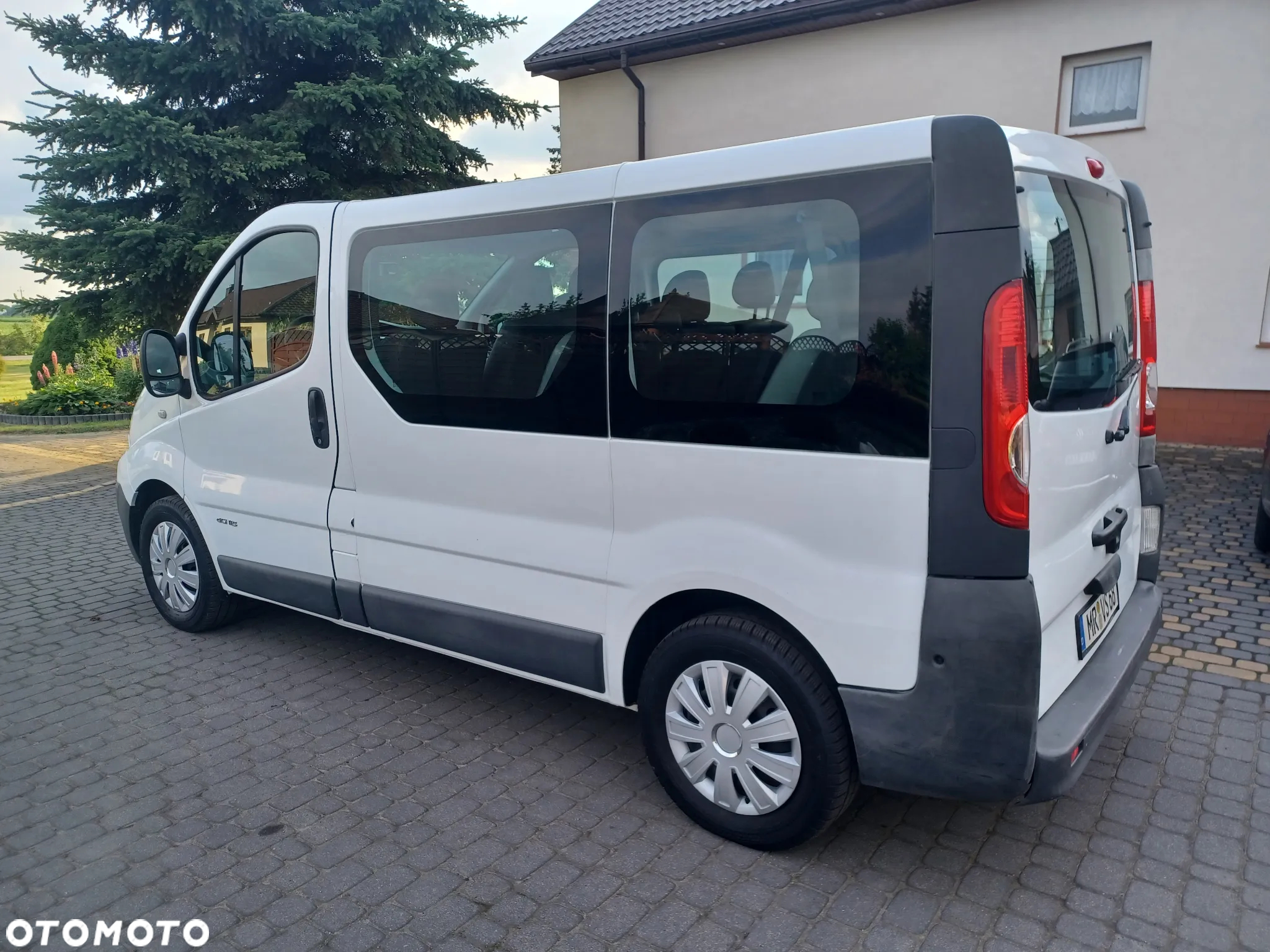 Renault Trafic 2.0 dCi 115 Passenger Expression - 14