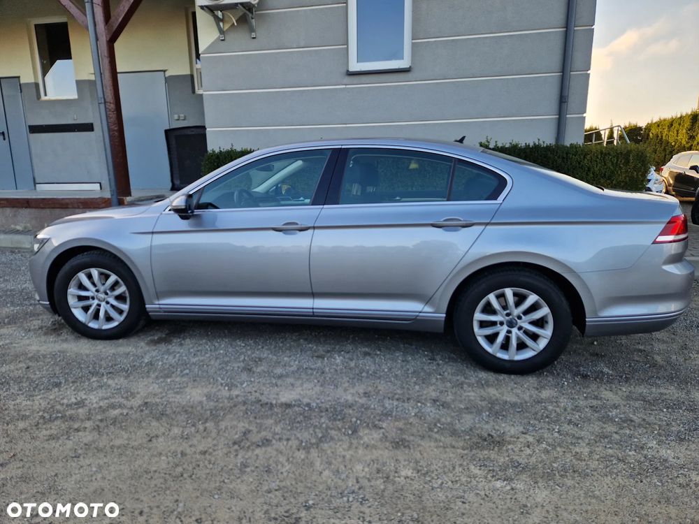 Volkswagen Passat 2.0 TDI SCR Comfortline - 2