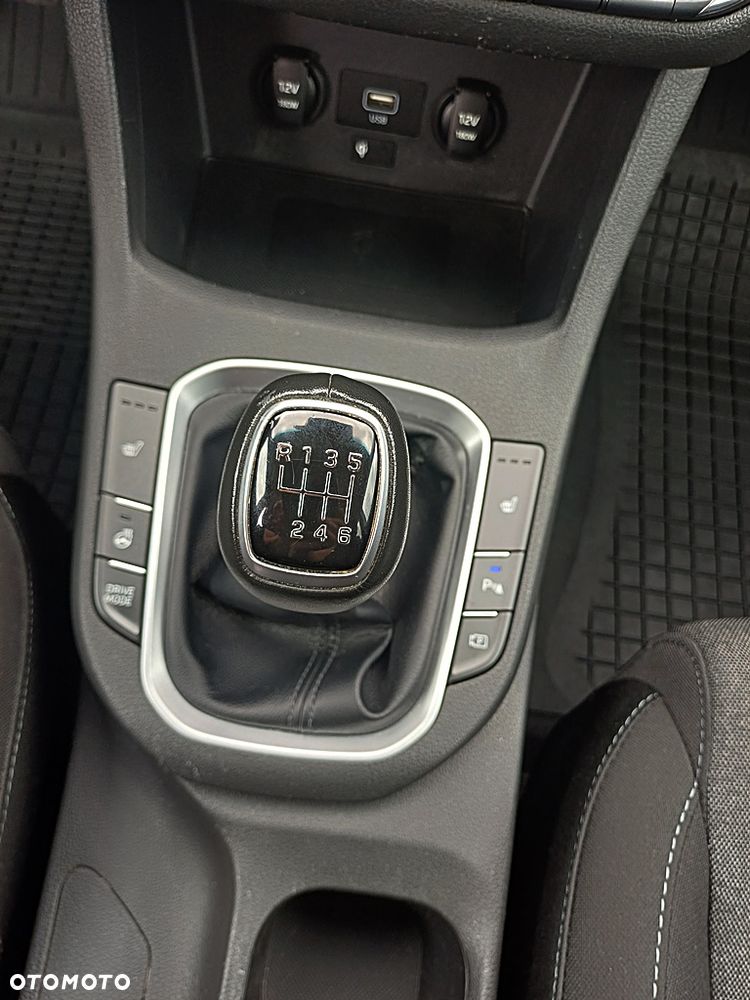 Hyundai i30 1.5 T-GDI 48V-Hybrid EDITION 30+ - 21
