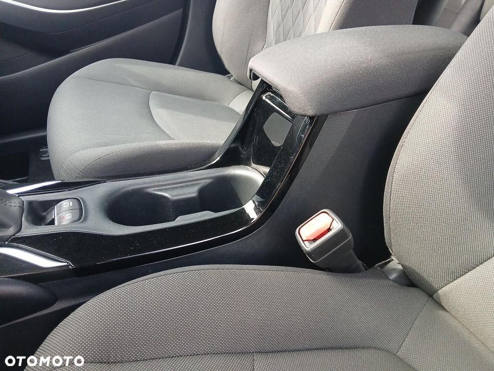 Toyota Corolla 1.8 Hybrid Comfort - 35