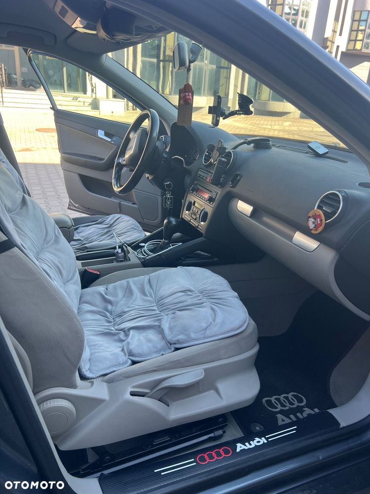 Audi A3 Sportback - 3