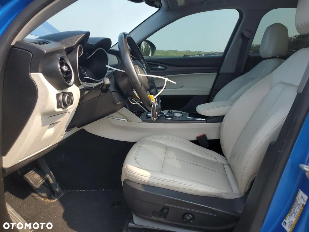 Alfa Romeo Stelvio 2.0 Turbo TI Q4 - 8