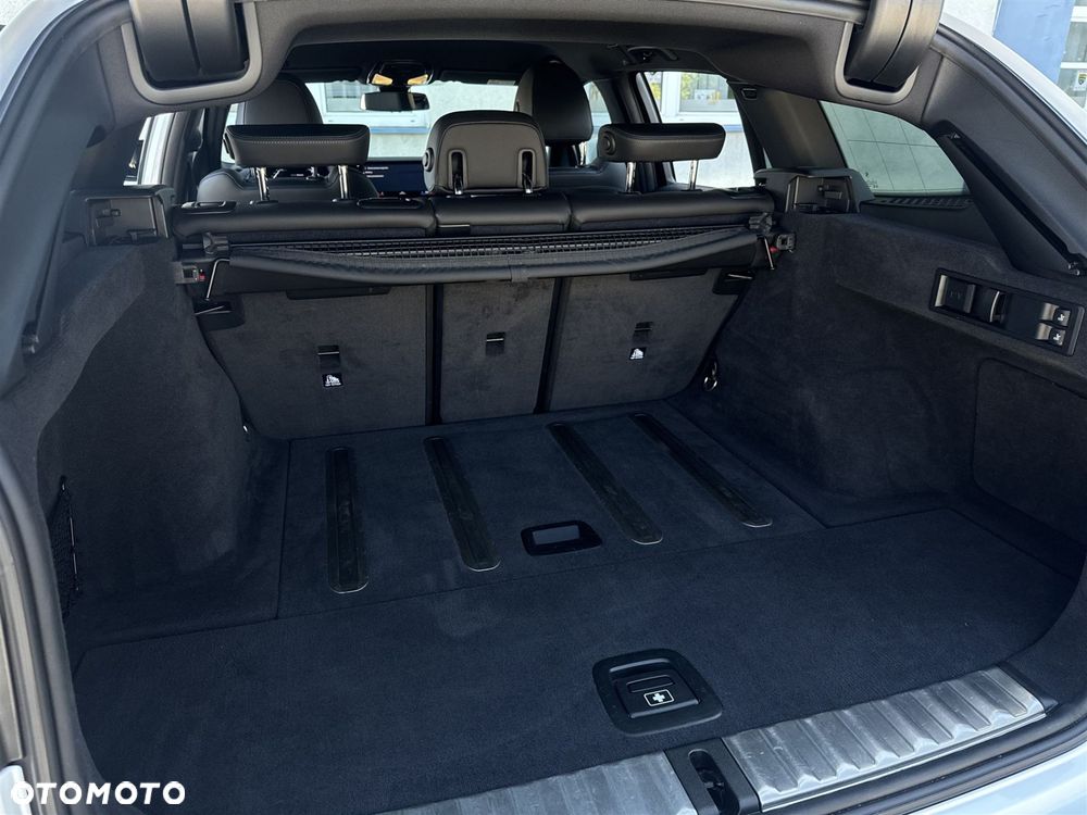 BMW Seria 3 320d xDrive - 25