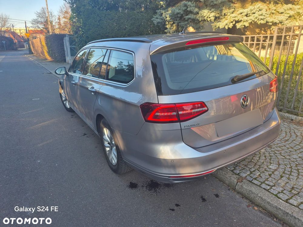 Volkswagen Passat Variant - 2