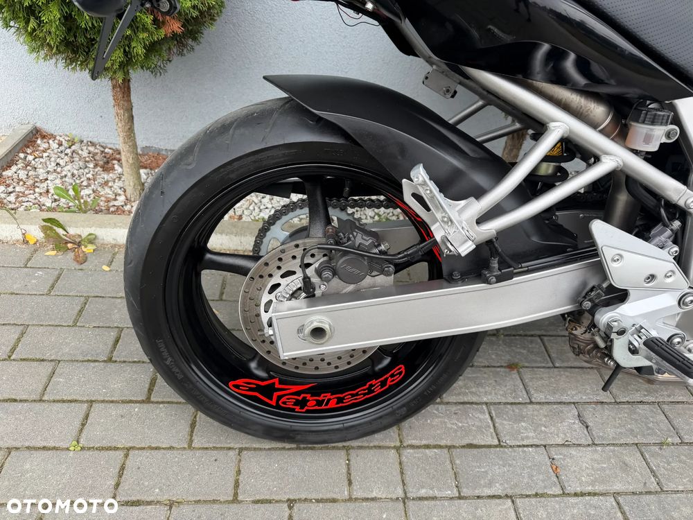 Yamaha FZ - 17