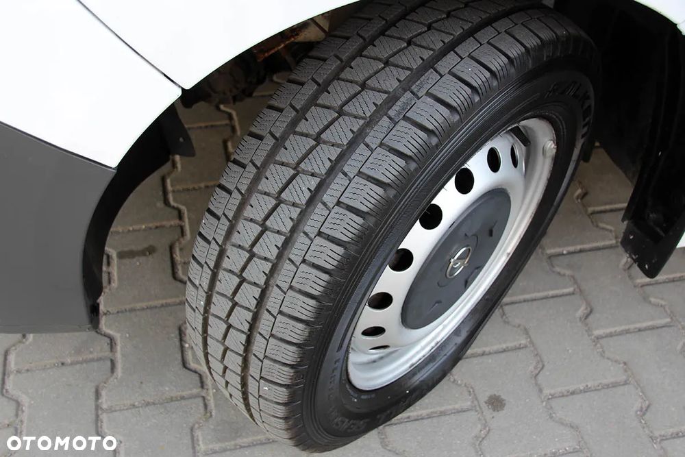 Opel Vivaro L2H1 2.9t Edition - 33