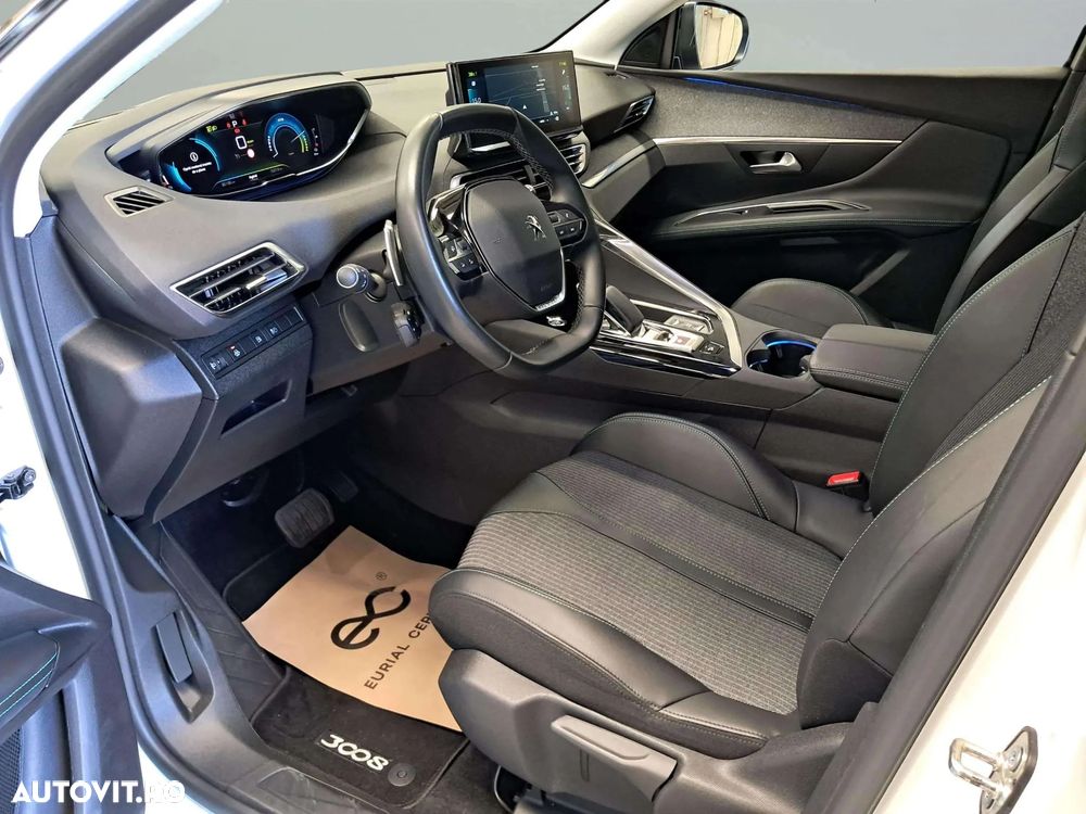 Peugeot 3008 PHEV 300 EAT8 4X4 Allure Pack - 10