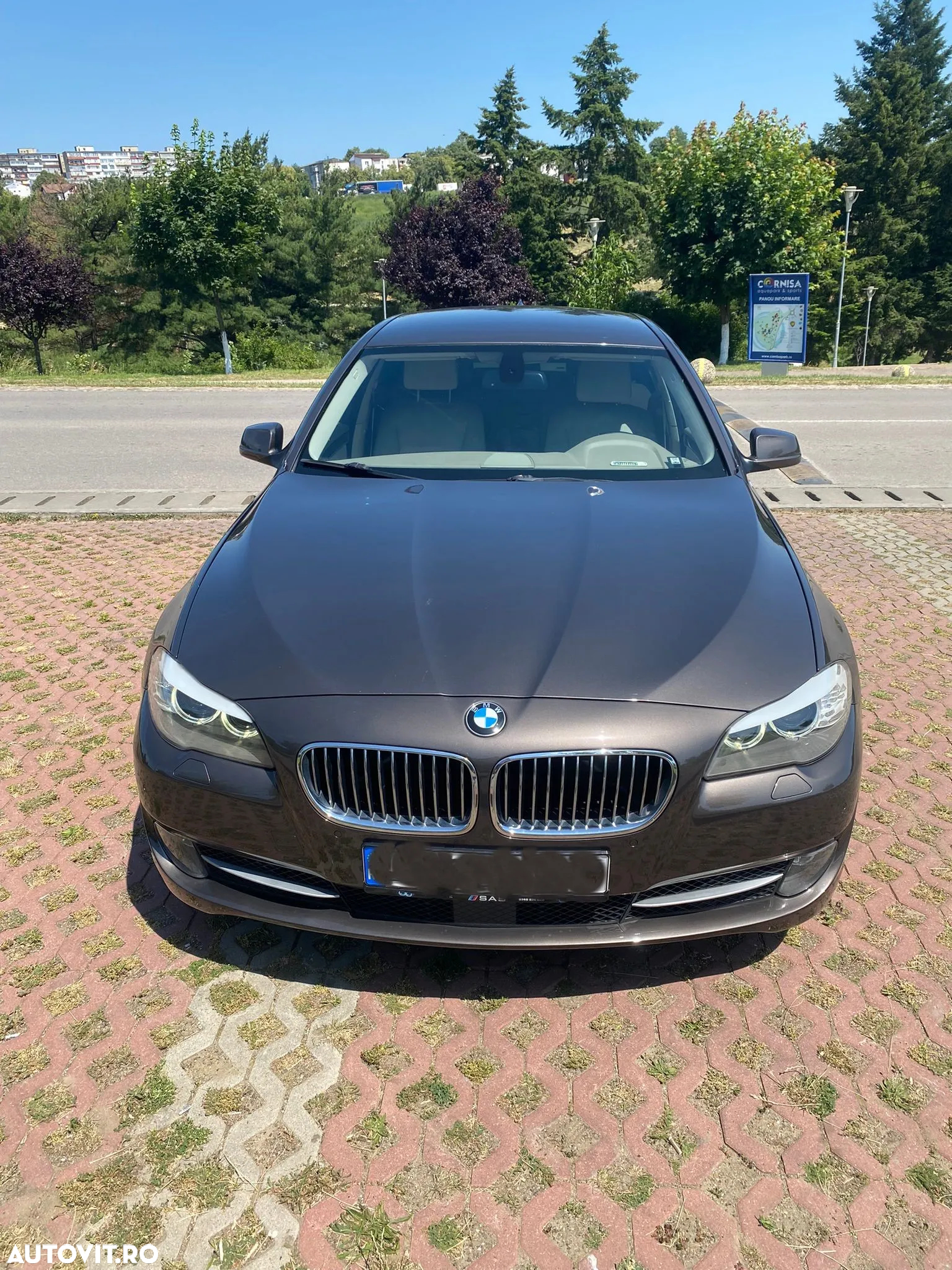 BMW Seria 5 520d - 7