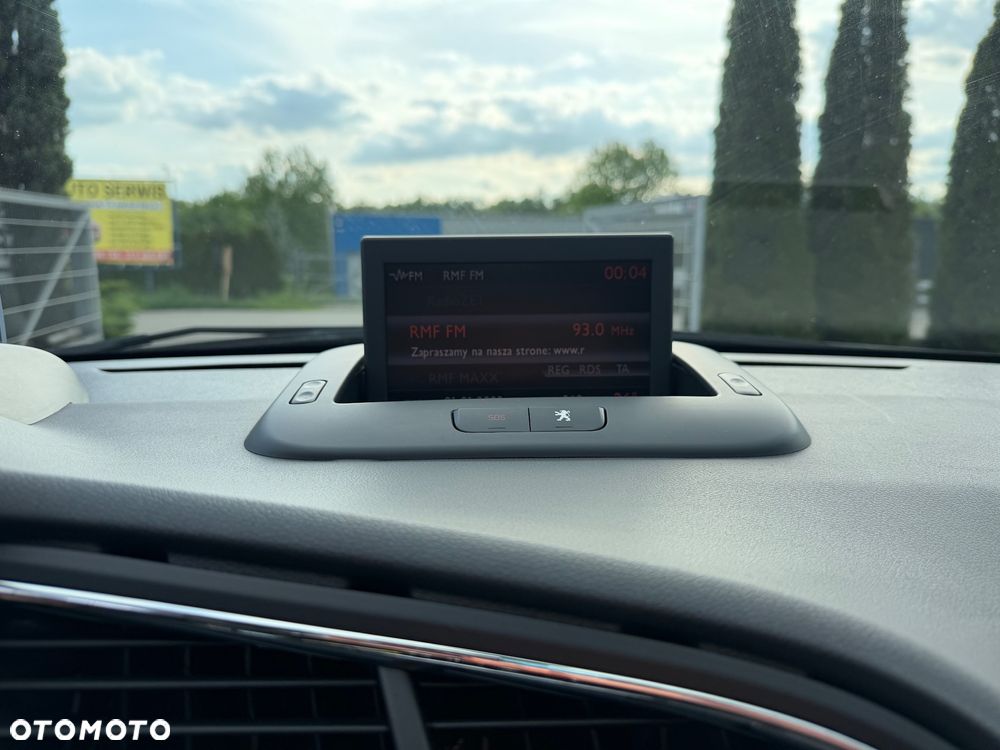 Peugeot 5008 1.6 THP Business Line 7os - 29