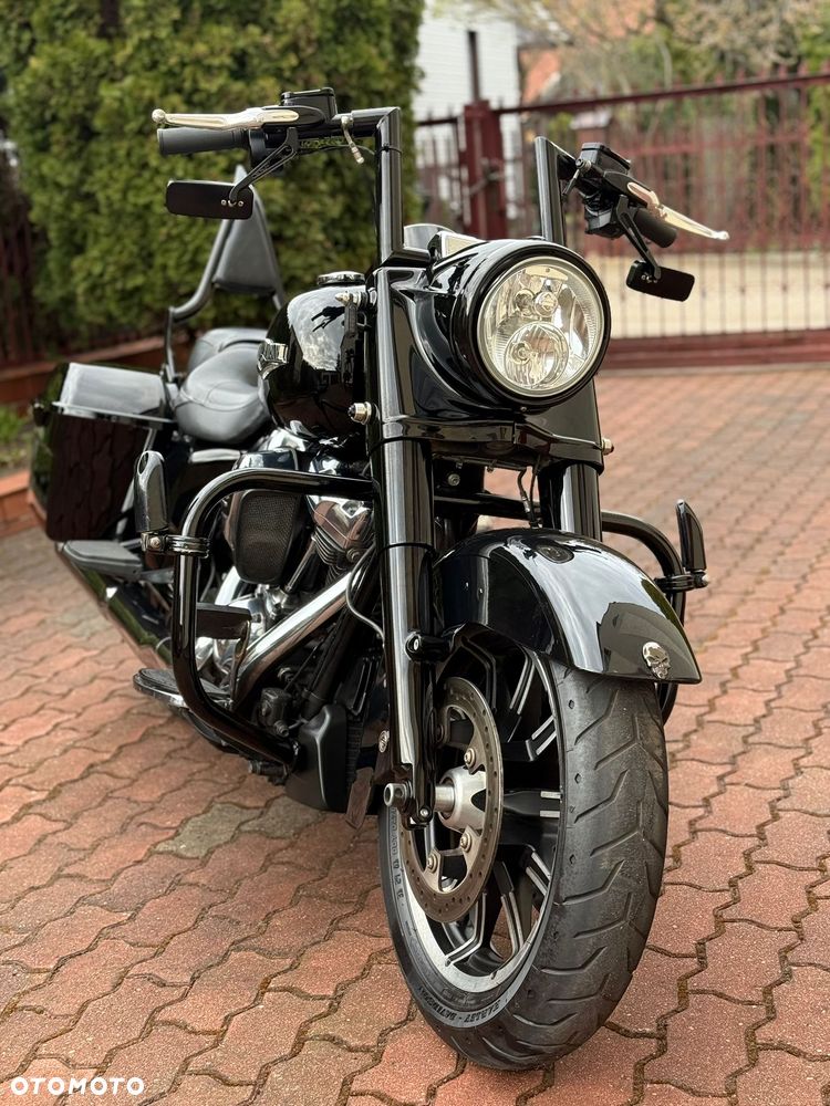 Harley-Davidson Touring Road King - 2