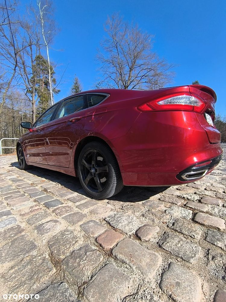 Ford Fusion - 13