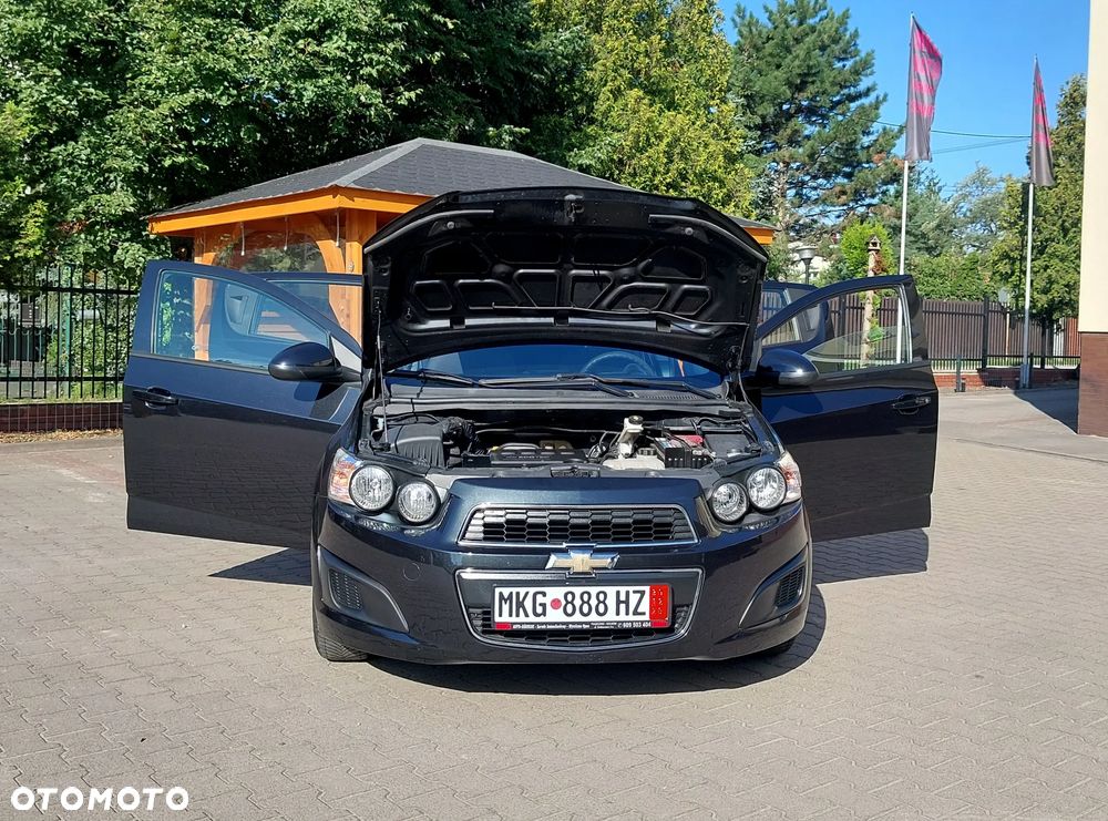 Chevrolet Aveo 1.4 LTZ - 33